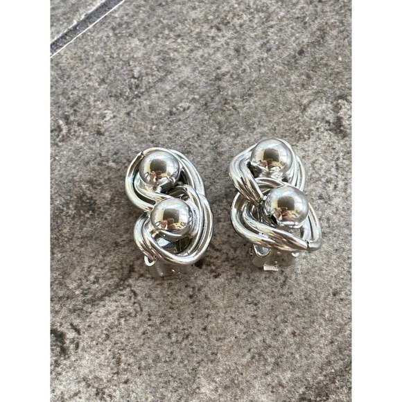 Vintage Clip Ons Earrings Silver Tone Abstract Design Geometric Art Deco - Picture 2 of 11